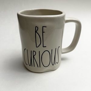 Rae Dunn Be Curious Mug